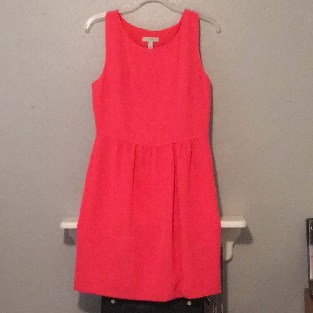 Fitted coral dress